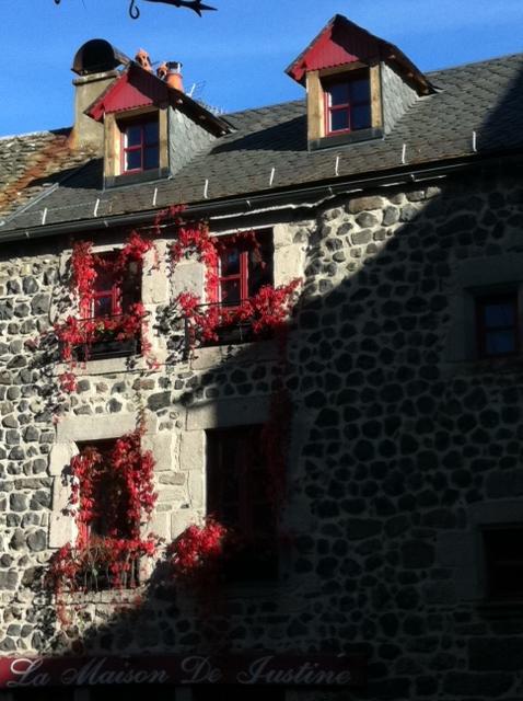 La Maison De Justine Hotell Murat  Exteriör bild