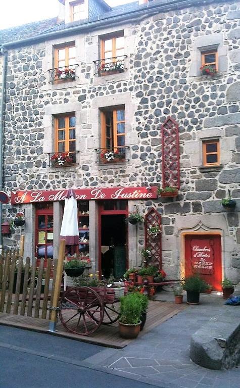 La Maison De Justine Hotell Murat  Exteriör bild